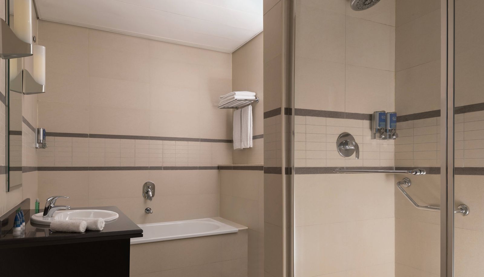 Zimmer - Four Points by Sheraton Lagos