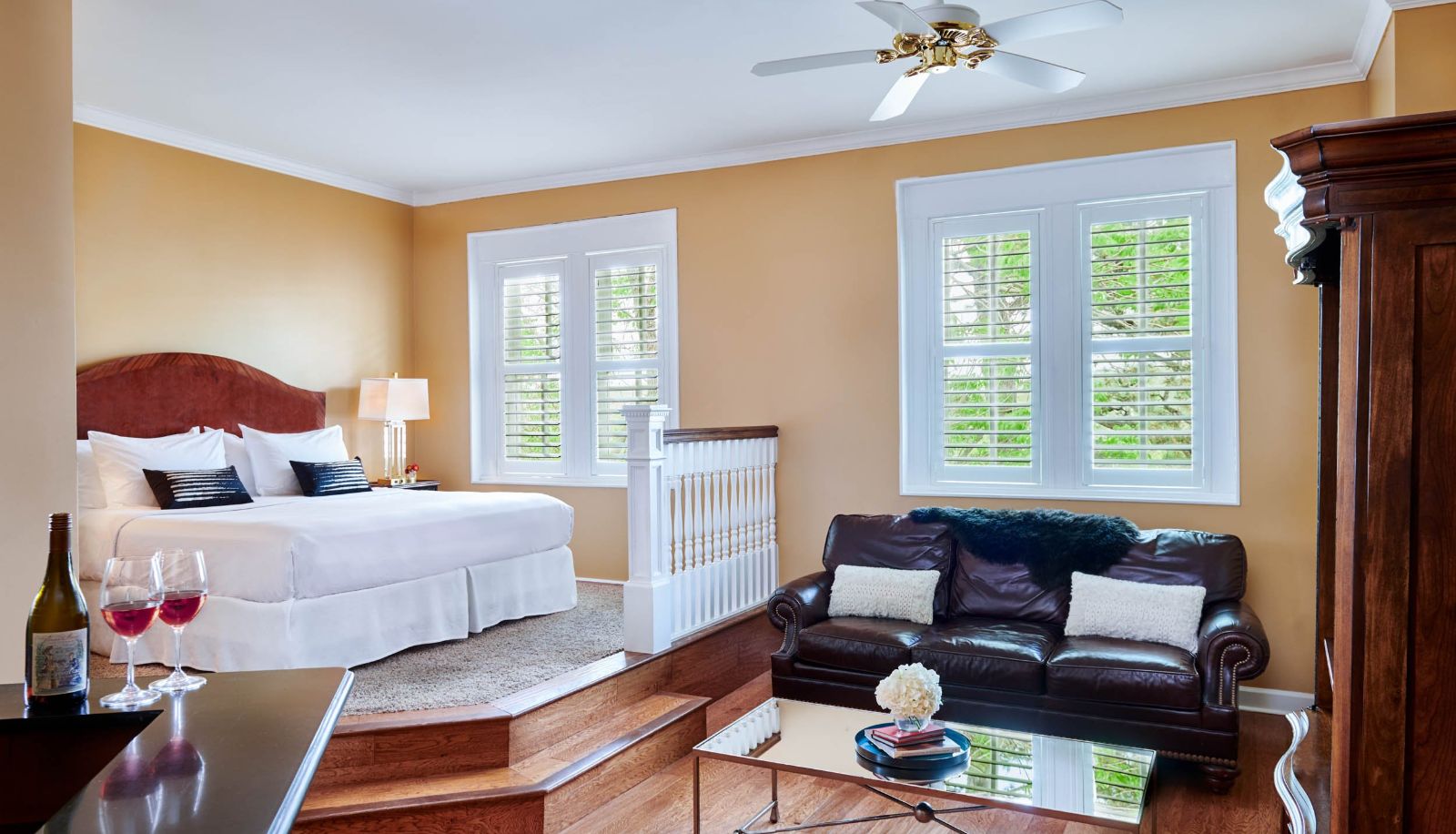 Zimmer - The Inn at Carnall Hall Fayetteville