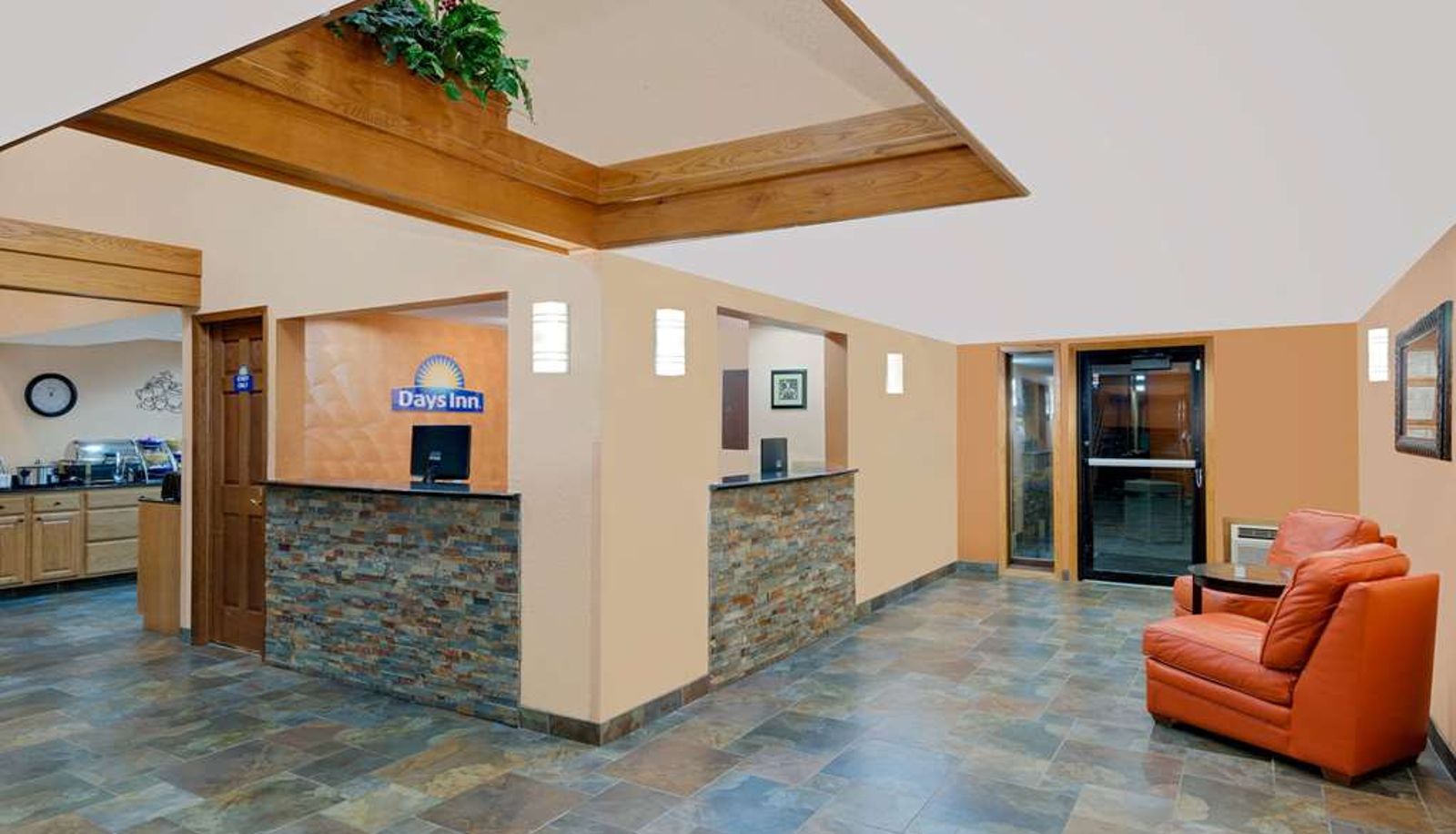 Lobby - Days Inn by Wyndham Fort Dodge