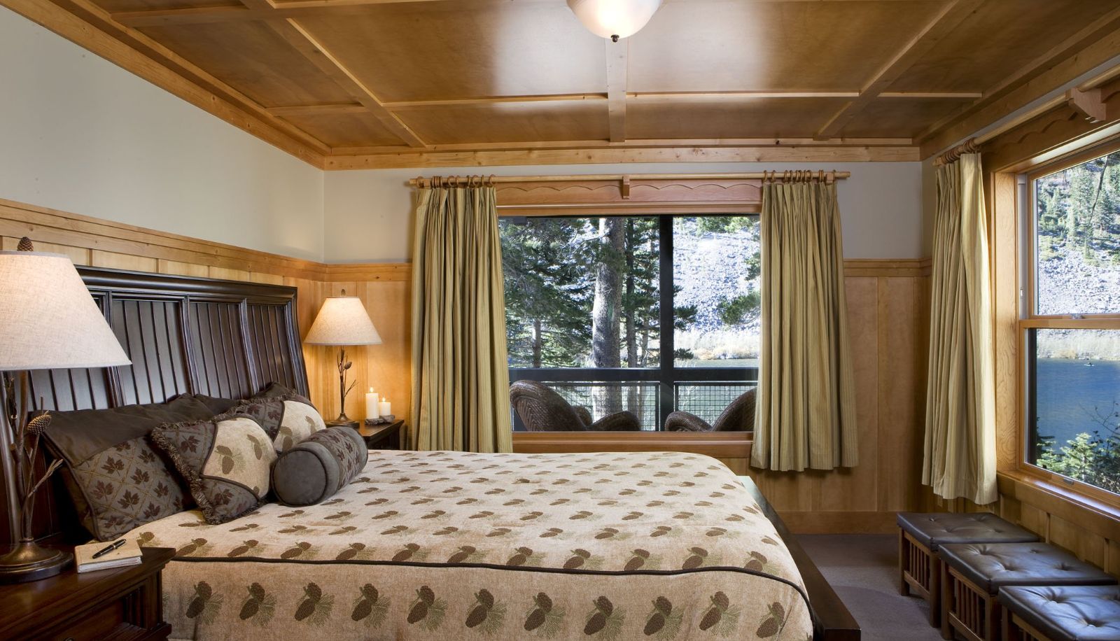 Zimmer - Tamarack Lodge & Resort