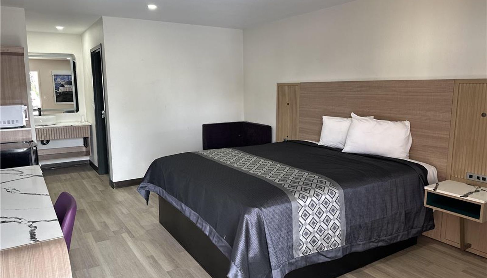 Standard room (double) - Americas Best Value Inn Pico Rivera Los Angeles E