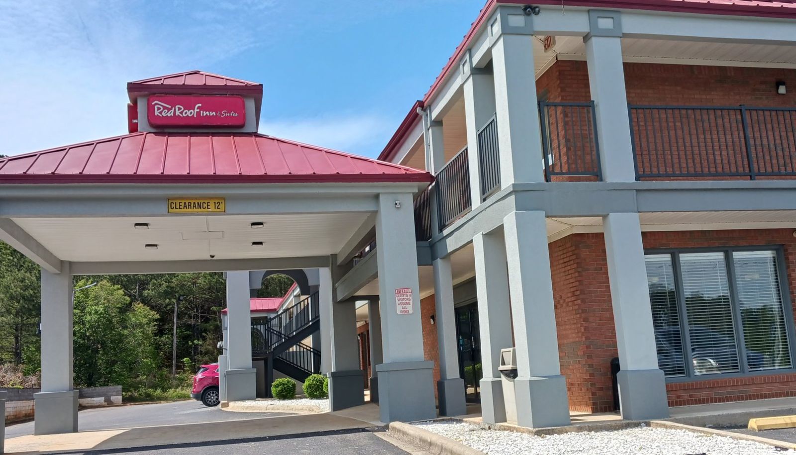 Info - Red Roof Inn & Suites Scottsboro