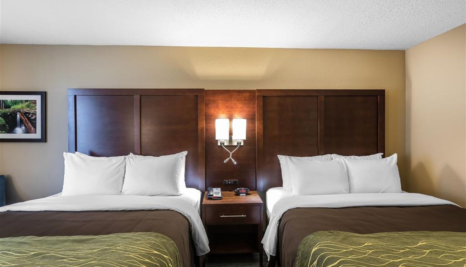 Room - Comfort Inn Bay City - Riverfront