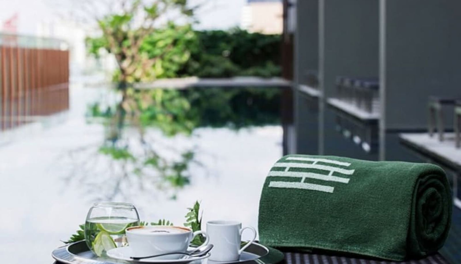 Pool - Hansar Bangkok Hotel