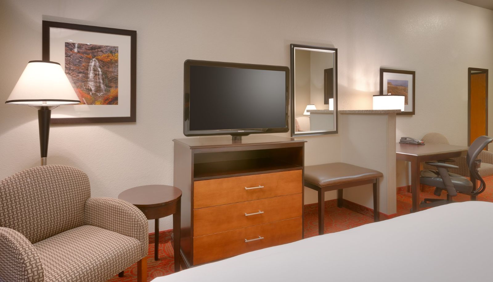 Room - Holiday Inn Express & Suites OREM-NORTH PROVO by IHG