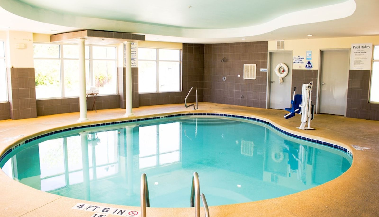 Pool - Holiday Inn Express & Suites HAVELOCK NW-NEW BERN by IHG