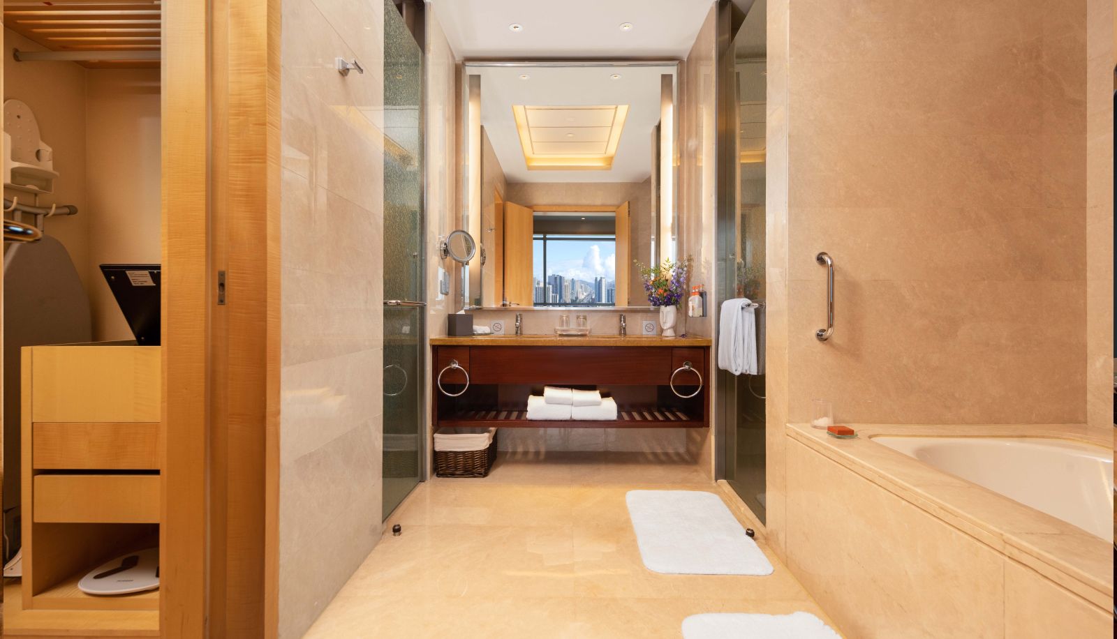 Kamer - Crowne Plaza XIANGYANG by IHG