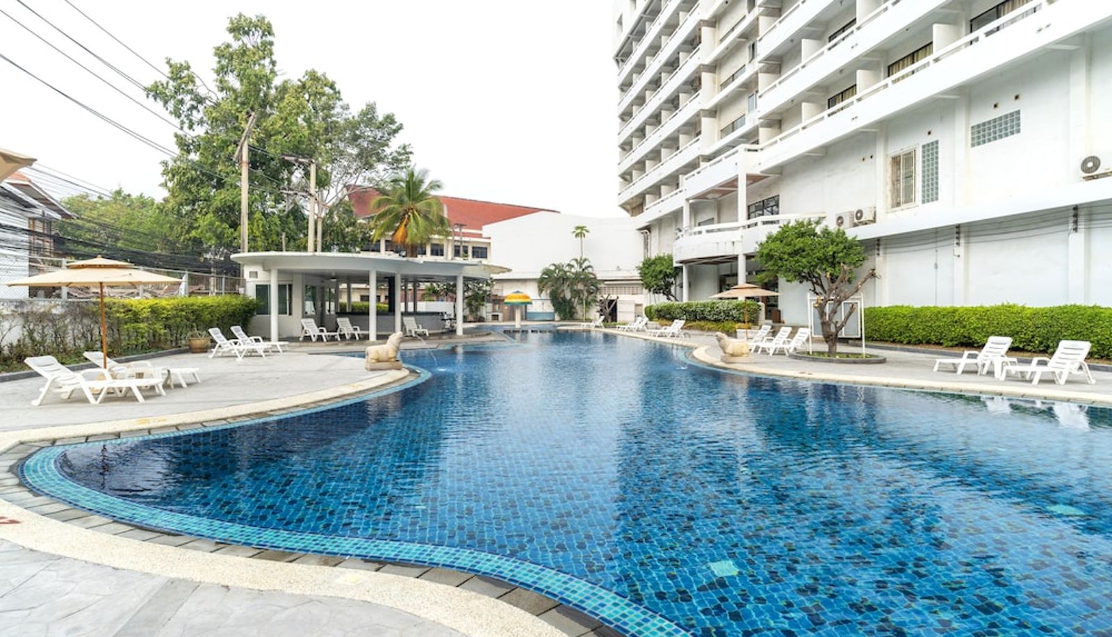 Piscina - Welcome Plaza Hotel