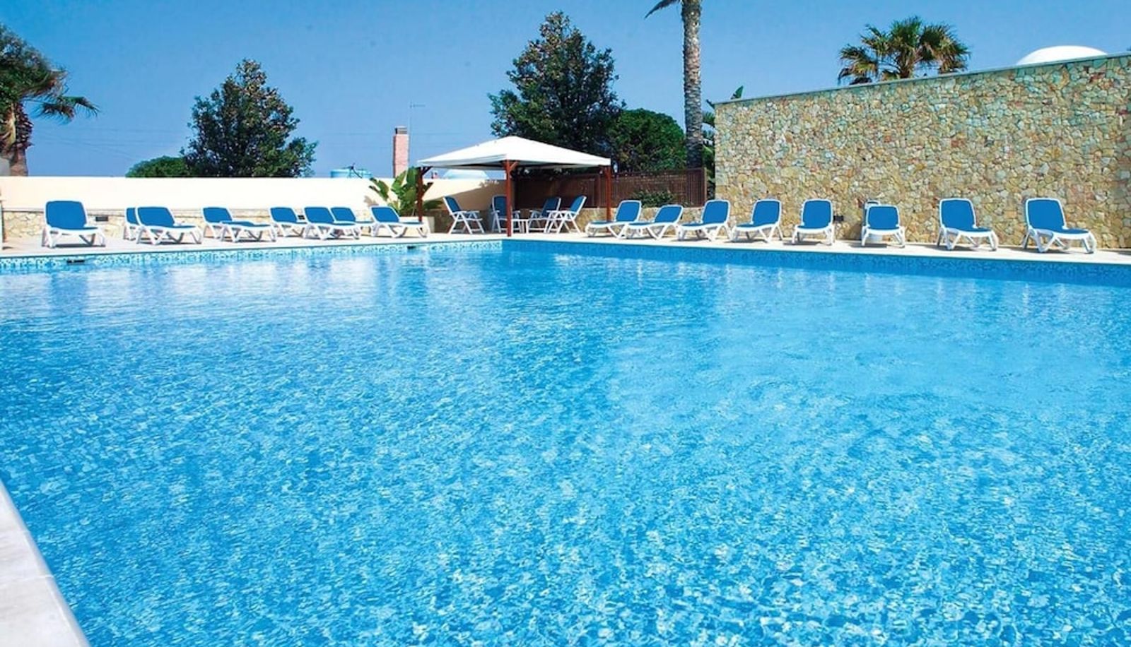 Pool - Oasis Hotel Residence & Resort