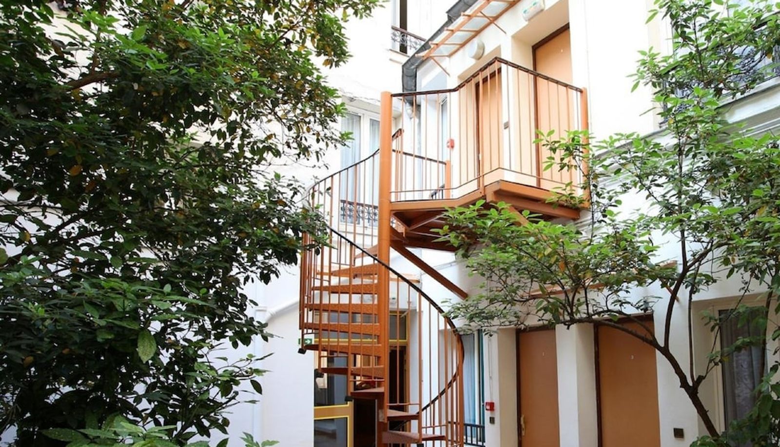 Garden - Nouvel Hotel Paris 18