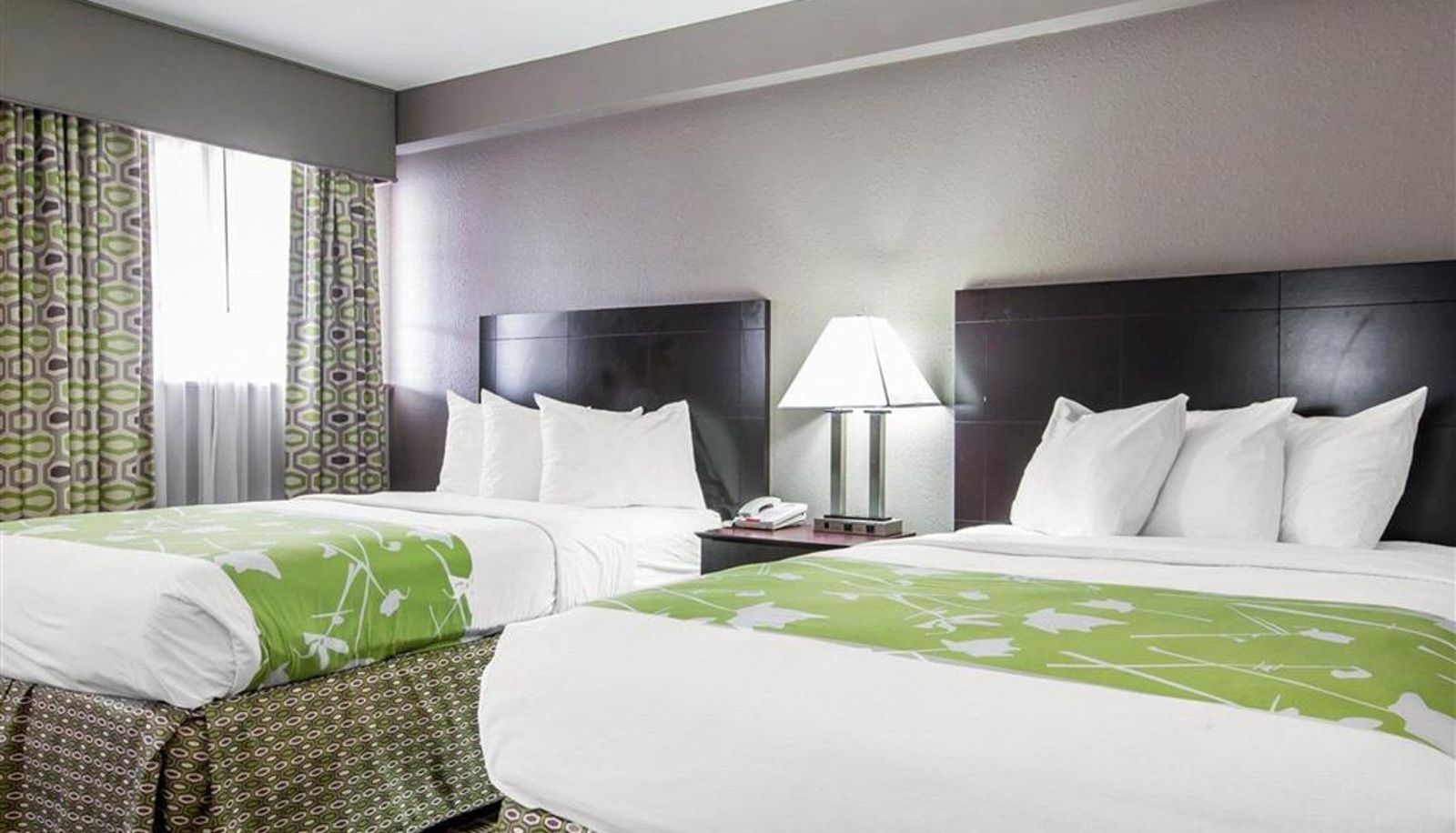Chambre - Econo Lodge Birmingham - Hoover