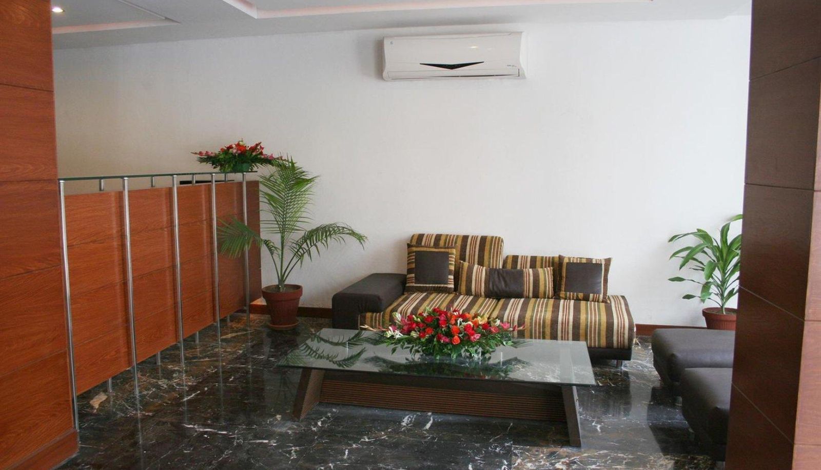 Konferenzraum - HOTEL ONE THE MALL LAHORE