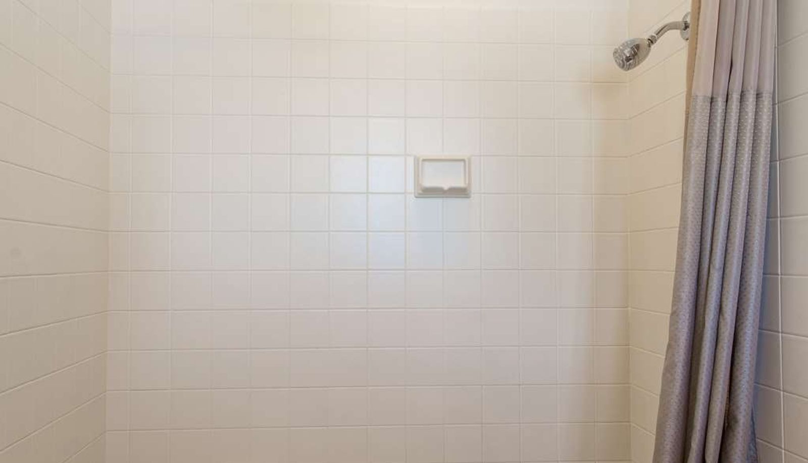 Quadruple room - Motel 6 Madras OR