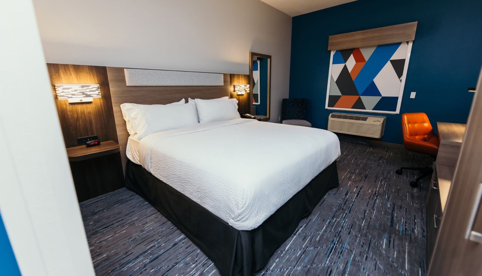 Room - Holiday Inn Express & Suites URBANDALE DES MOINES by IHG
