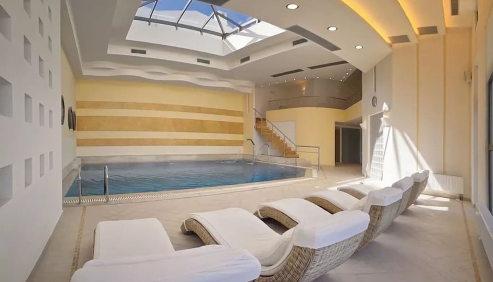 Pool - Delina Mountain Resort