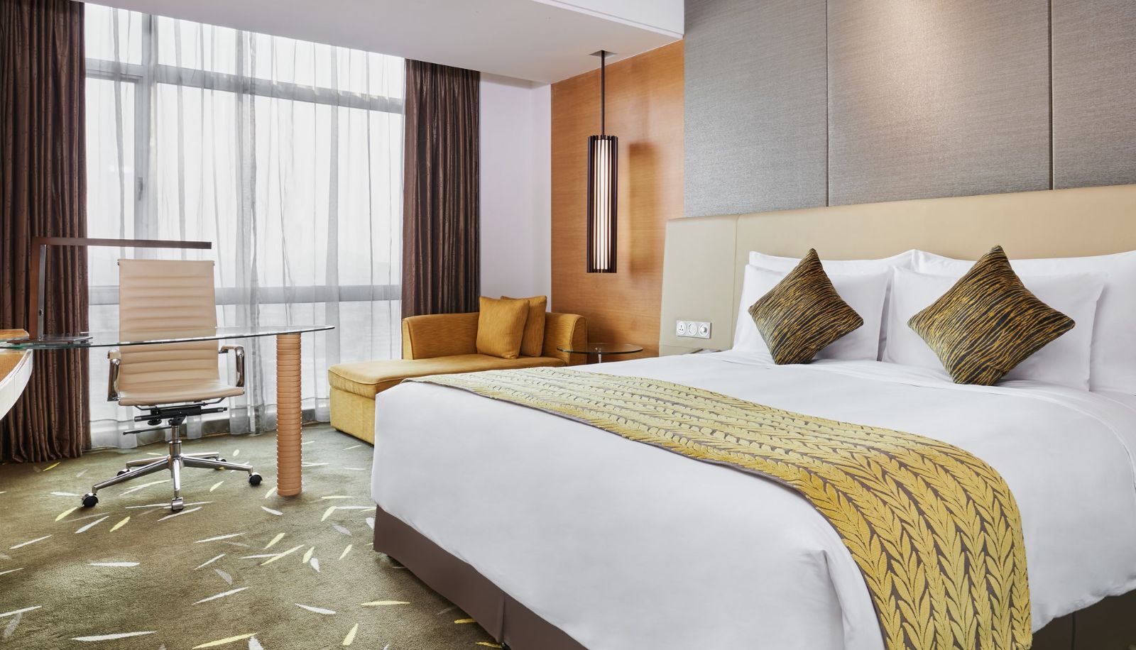 Zimmer - Crowne Plaza ZHONGSHAN WING ON CITY by IHG