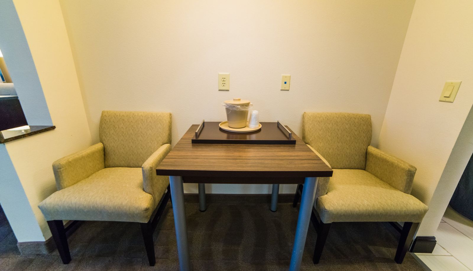 Camera - Holiday Inn Express & Suites ROCKINGHAM by IHG