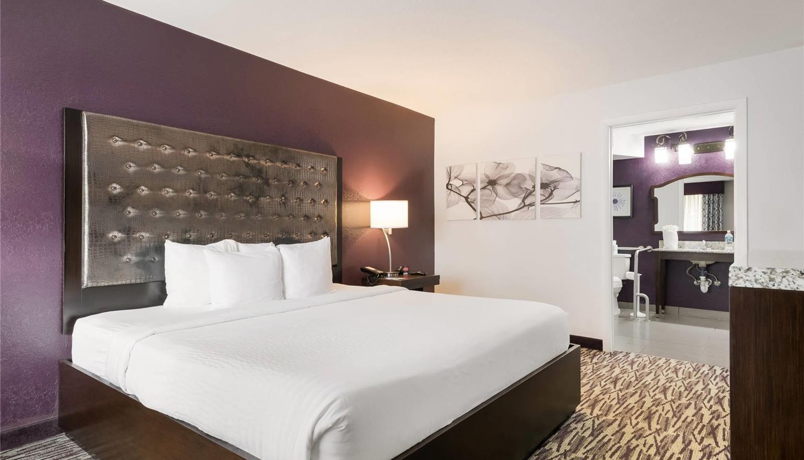 Chambre - Clarion Inn & Suites Across From Universal Orlando Resort