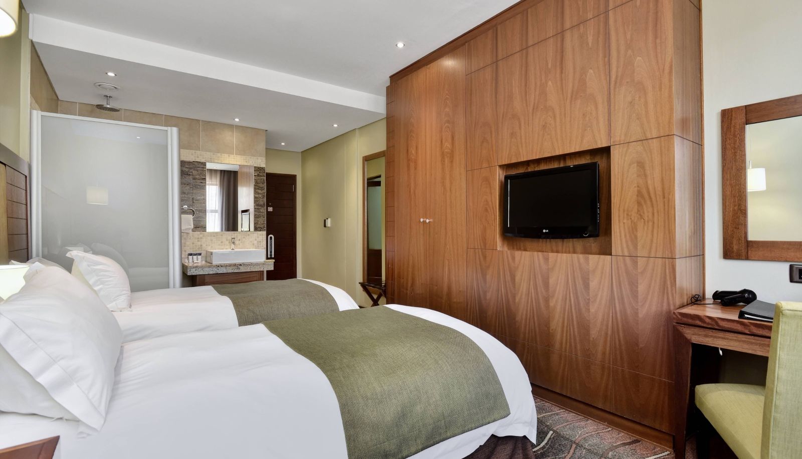 Room - Protea Hotel by Marriott Clarens