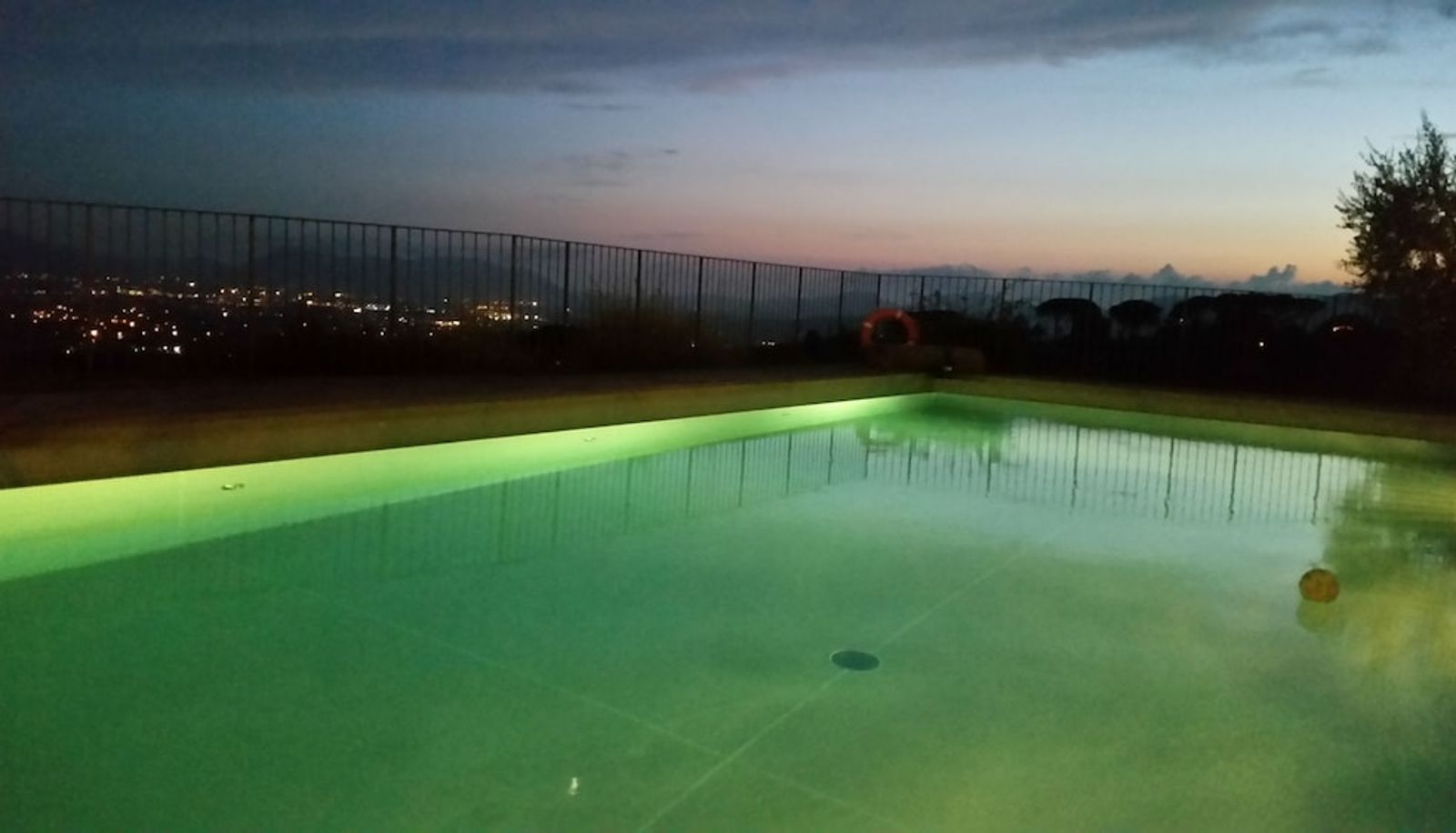 Piscina - Tenuta San Pietro Hotel & Restaurant
