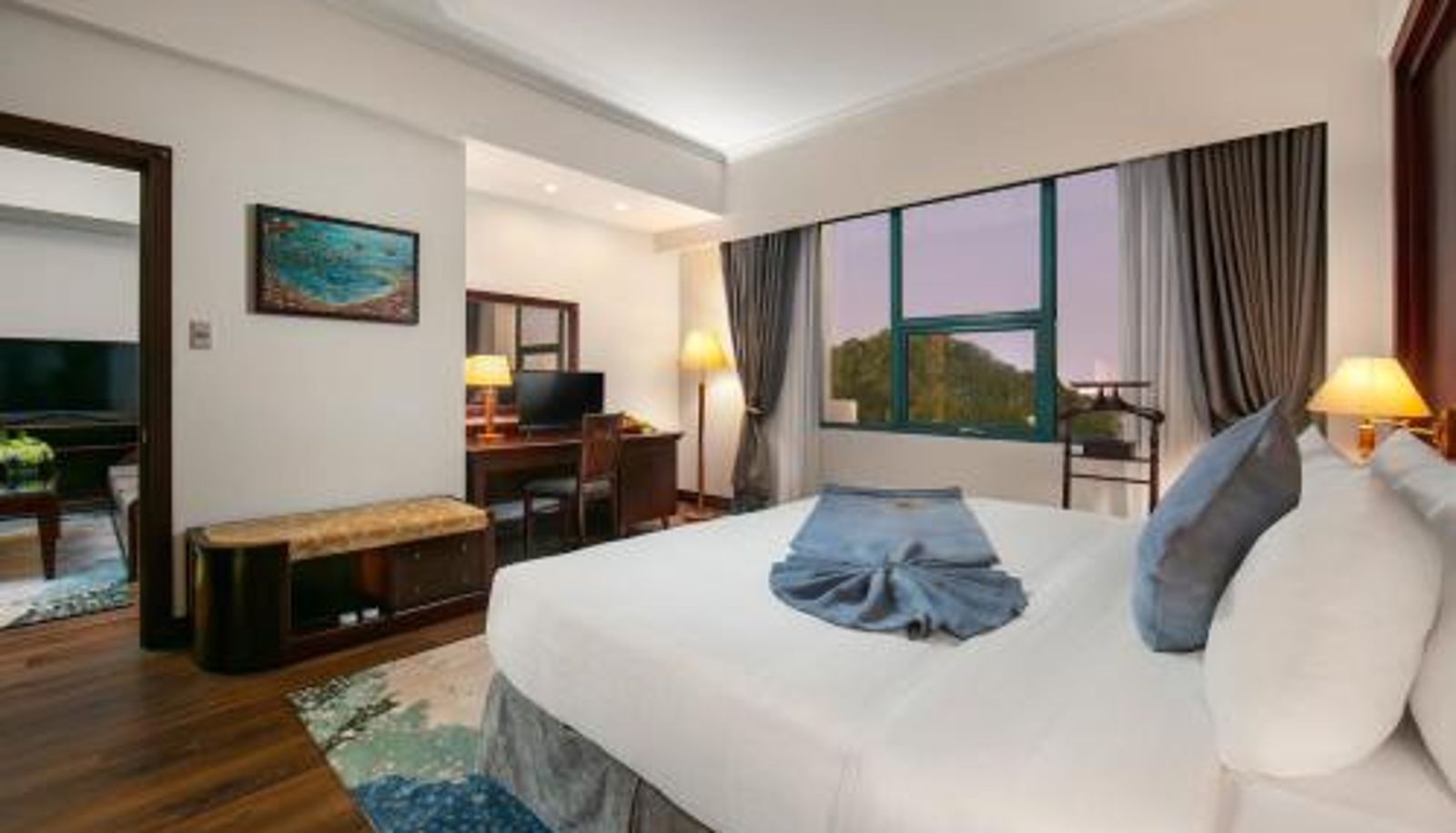 Suite - The Tray Hotel Hai Phong The Tray Hotel