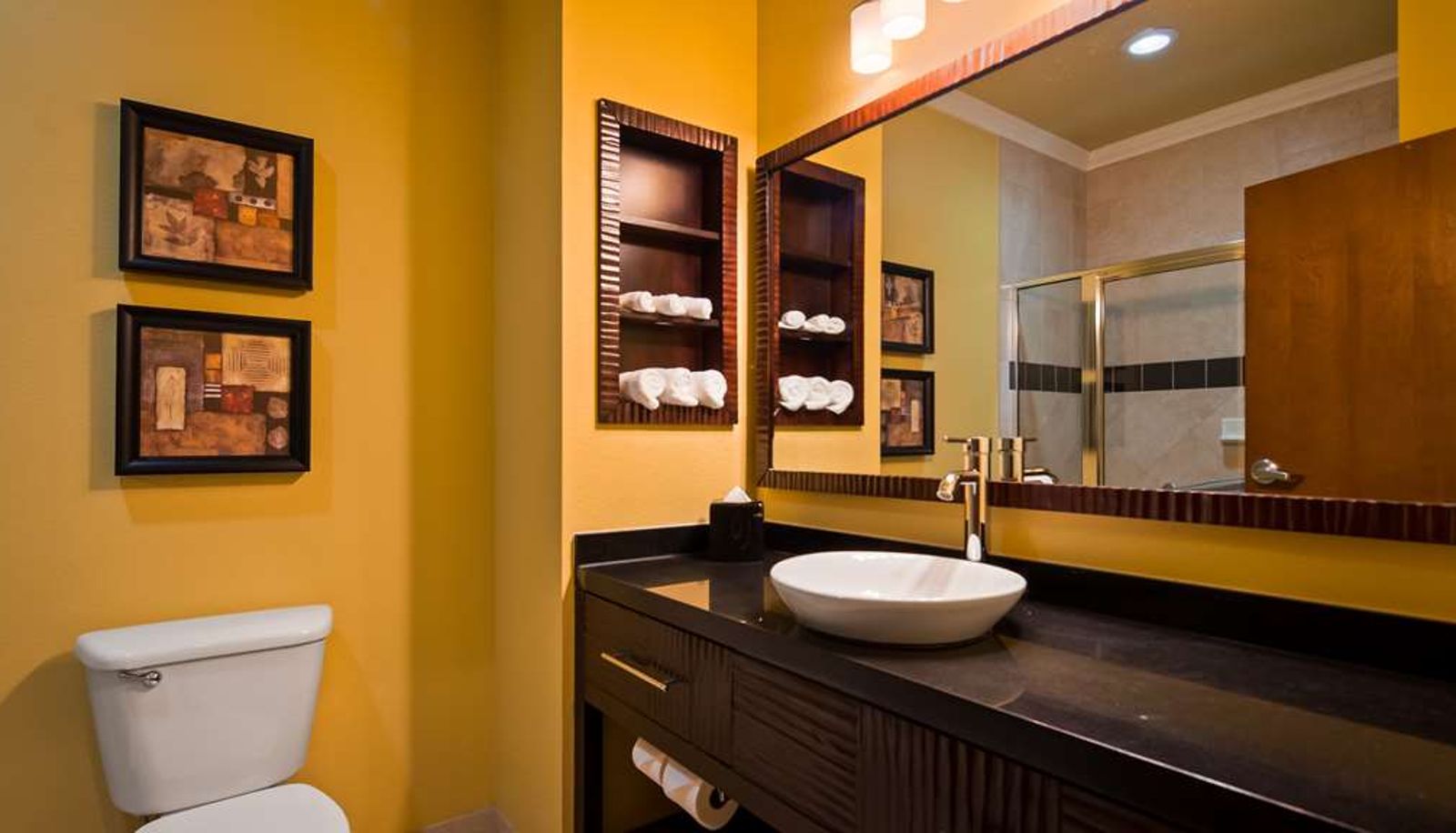 Room - Best Western Plus Christopher Inn & Suites