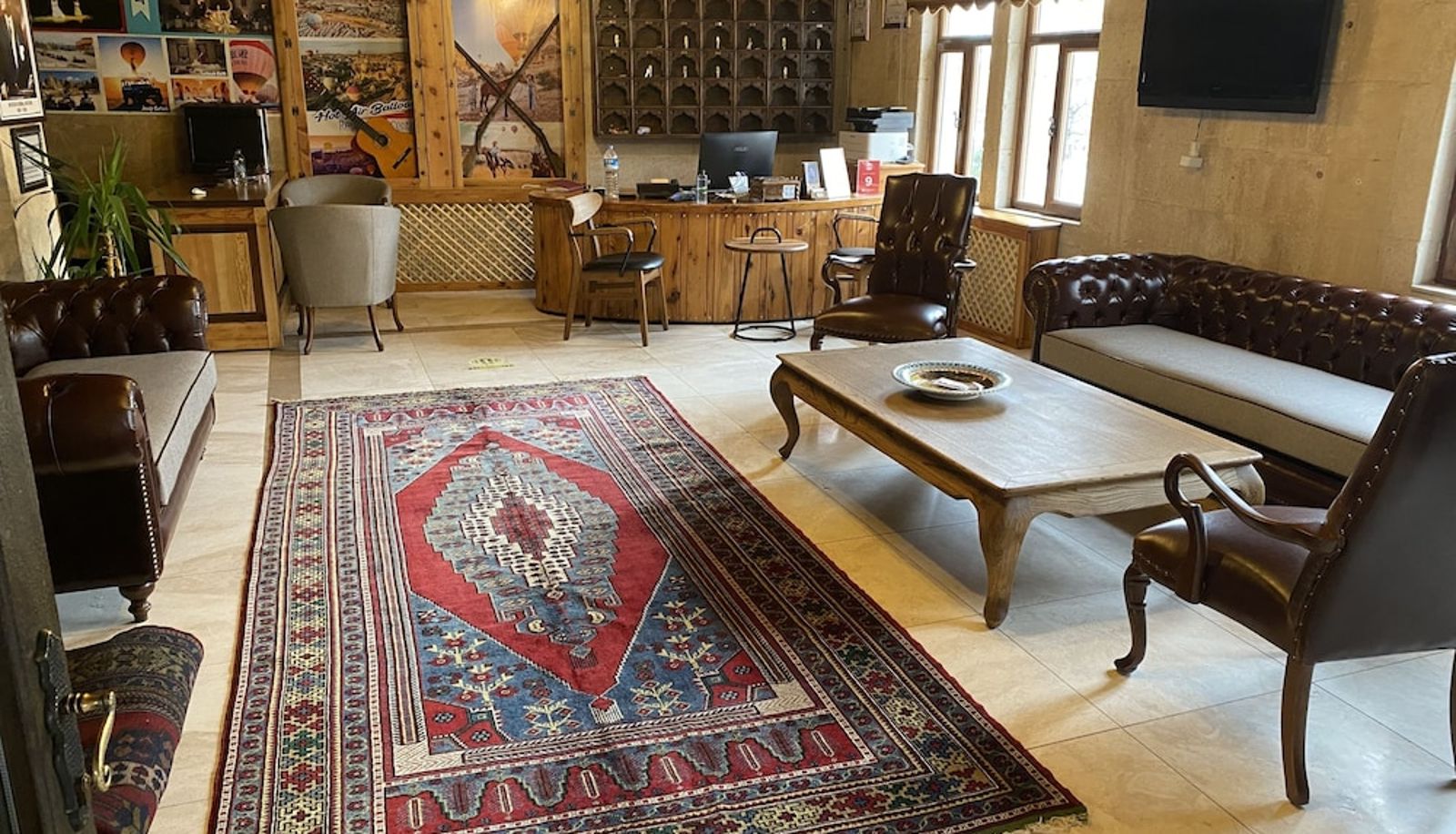 Réception - Roma Cave Suite Hotel