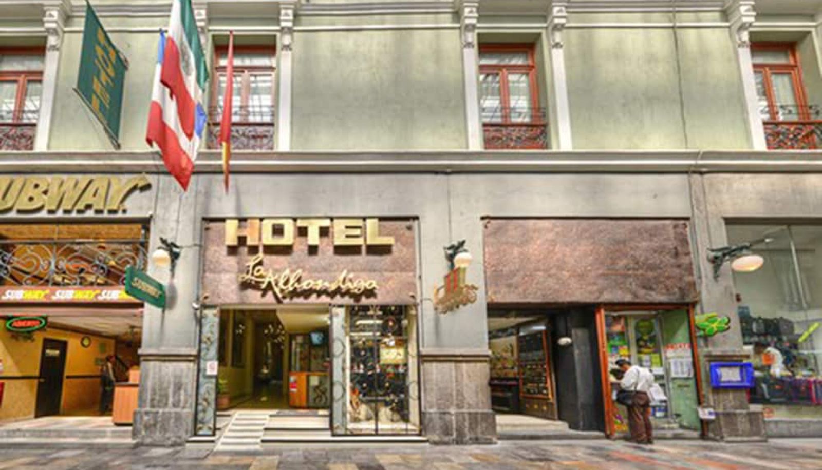 Información - Hotel La Alhondiga