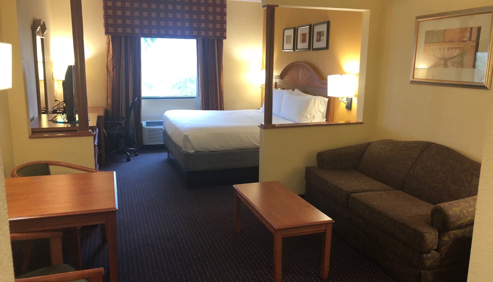 Room - Holiday Inn Express & Suites FORT LAUDERDALE AIRPORT WEST by IHG
