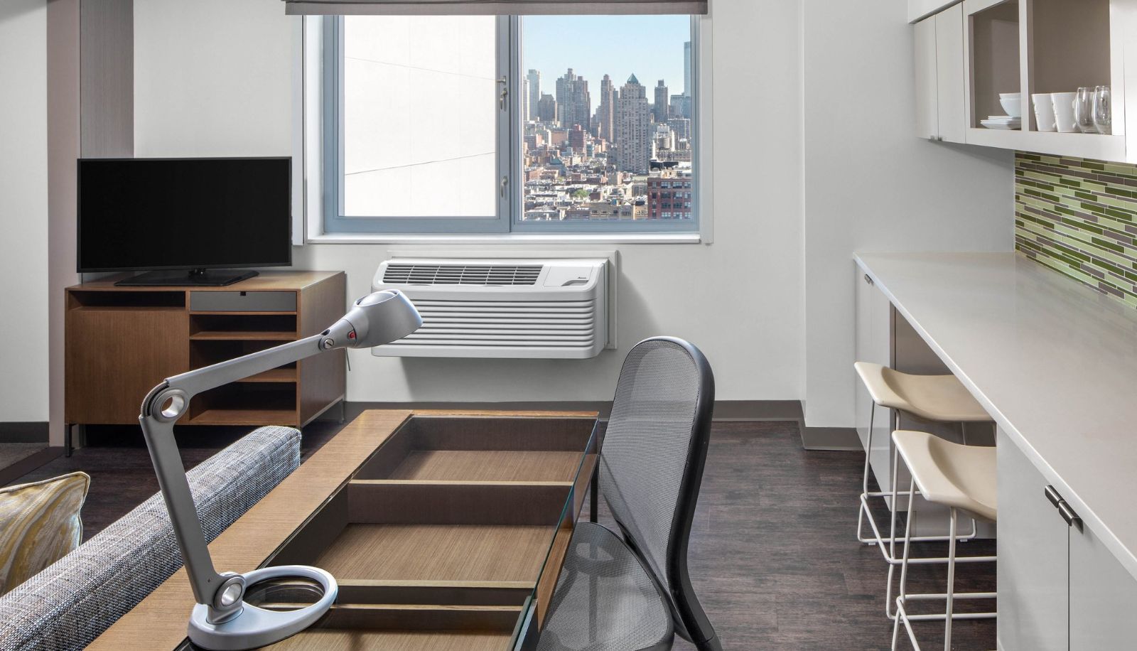 Room - Element New York Times Square West