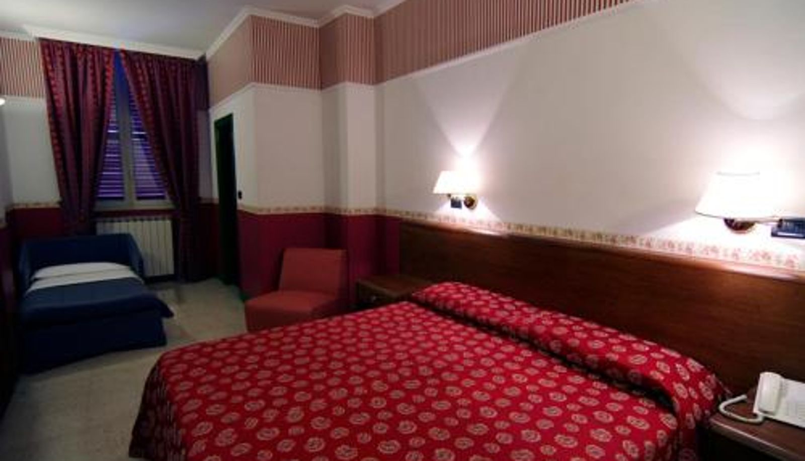 Room - Hotel Iris Crillon