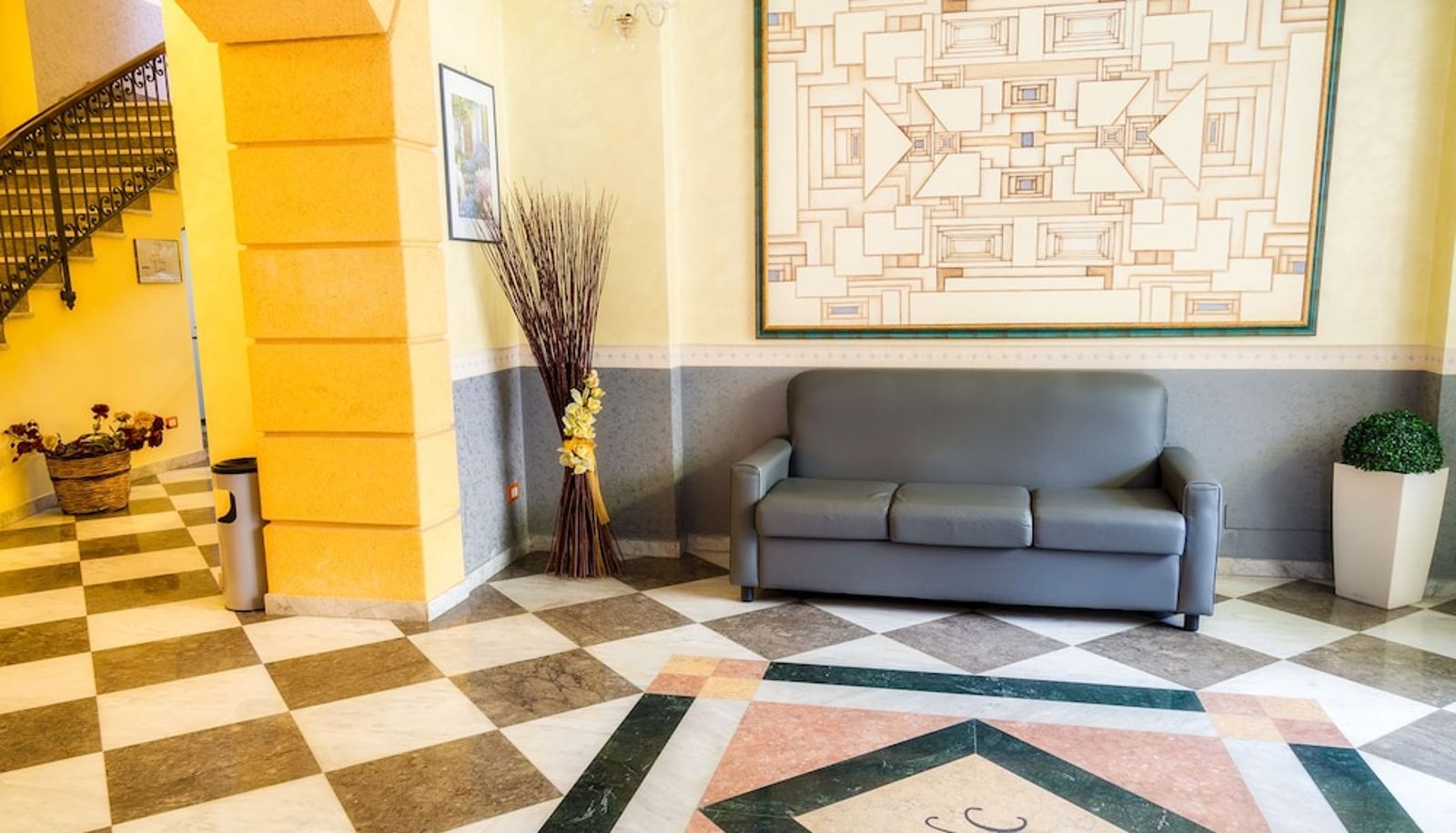 Lobby - Hotel Columbia