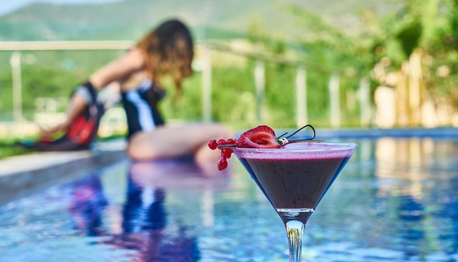 Pool - Pantokrator Hotel