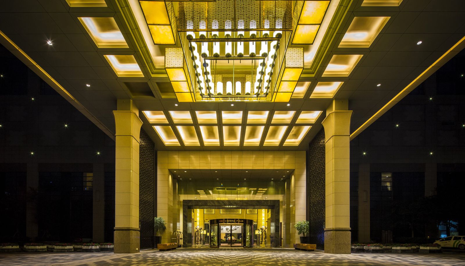 Info - Crowne Plaza CHENGDU PANDA GARDEN by IHG