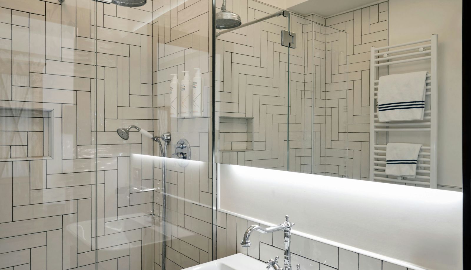 Room - Four Points Flex by Sheraton Naples Marigliano