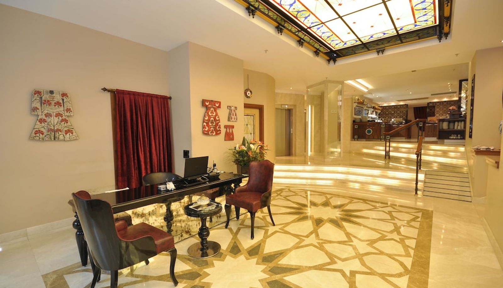 Recepcja - Neorion Hotel - Special Class
