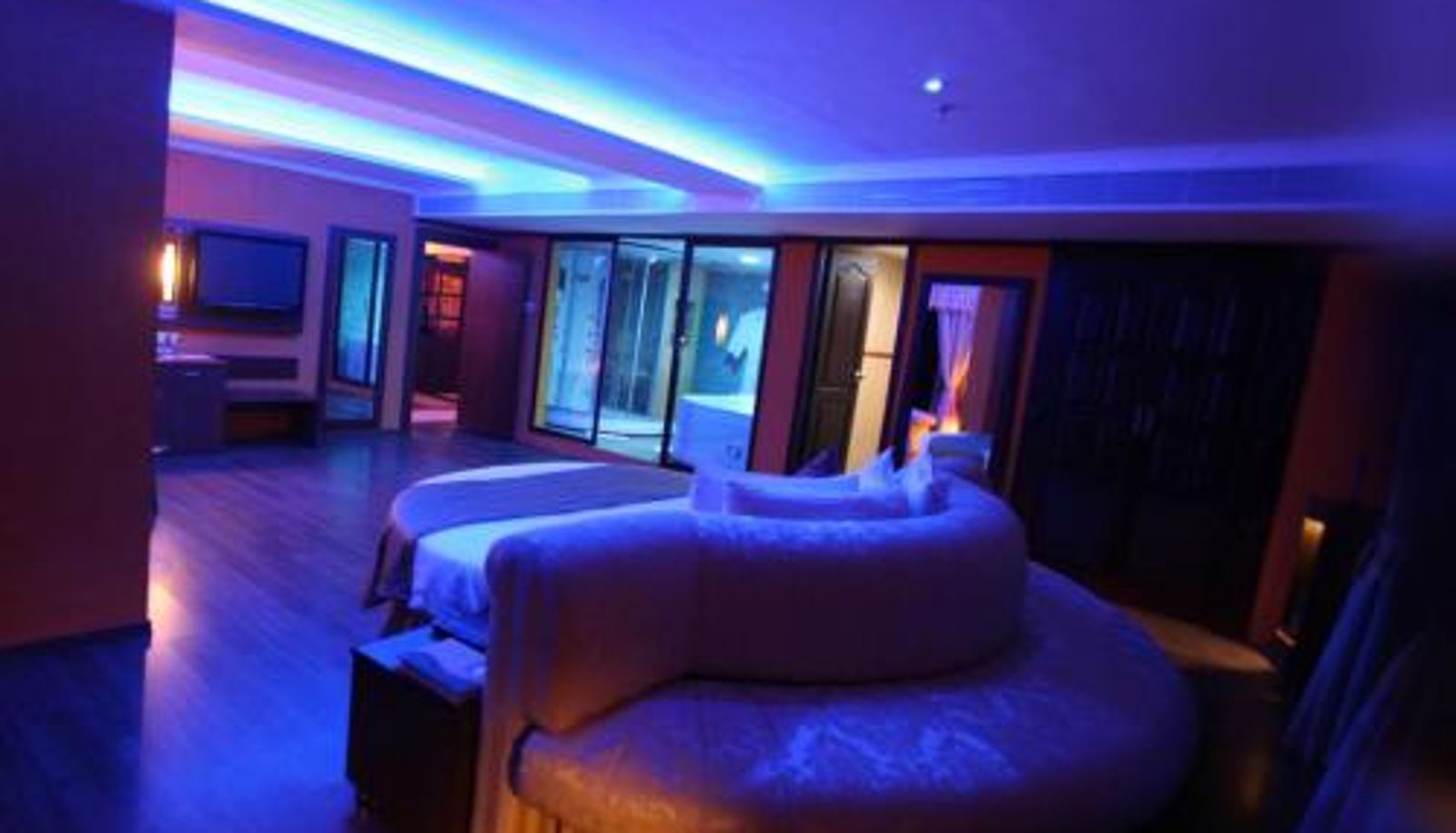 Room - The Quilon Beach Hotel and Convention Center