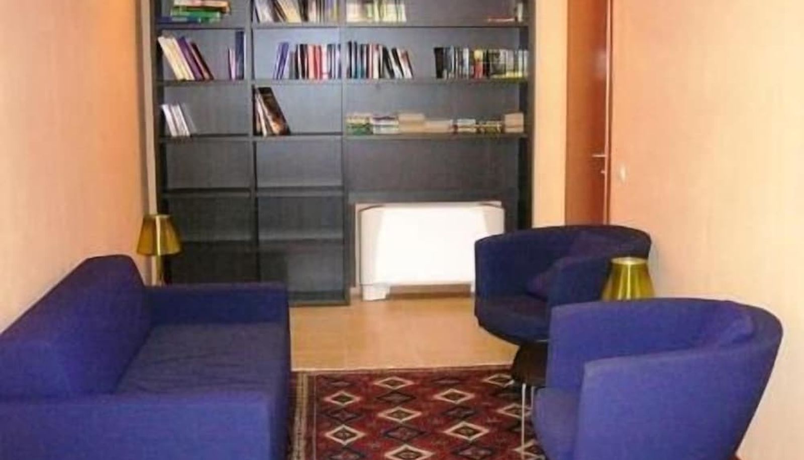 Hall - Rosso Frizzante
