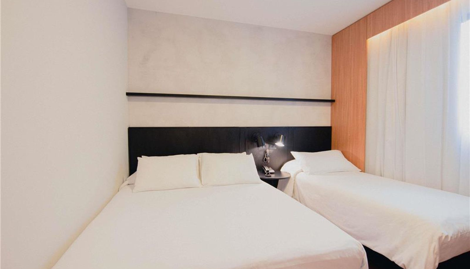 Room - ibis Curitiba Shopping