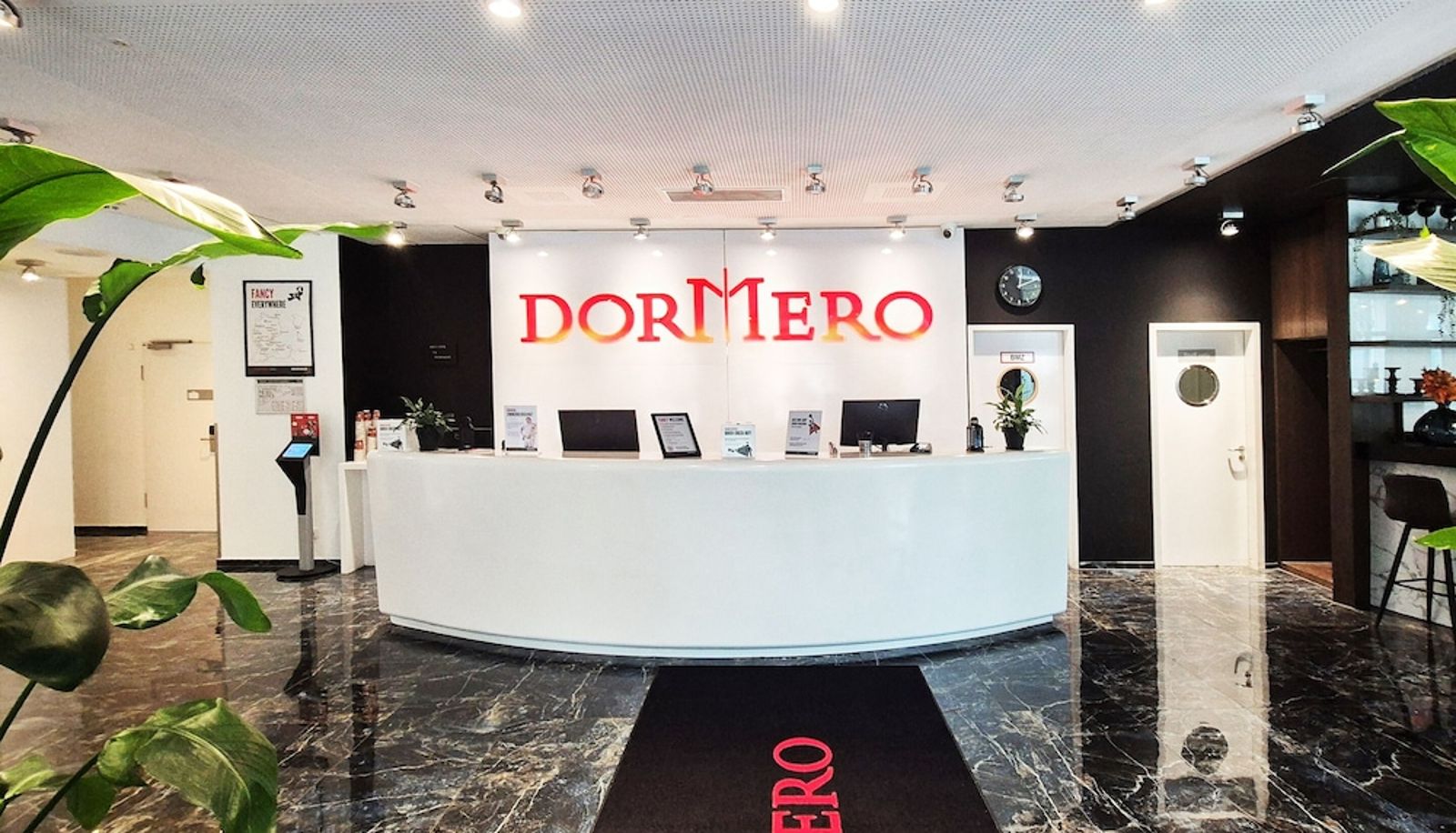 Reception - Dormero Hotel Frankfurt Messe