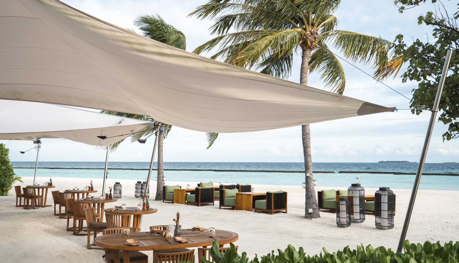 Restaurant - Constance Halaveli Maldives