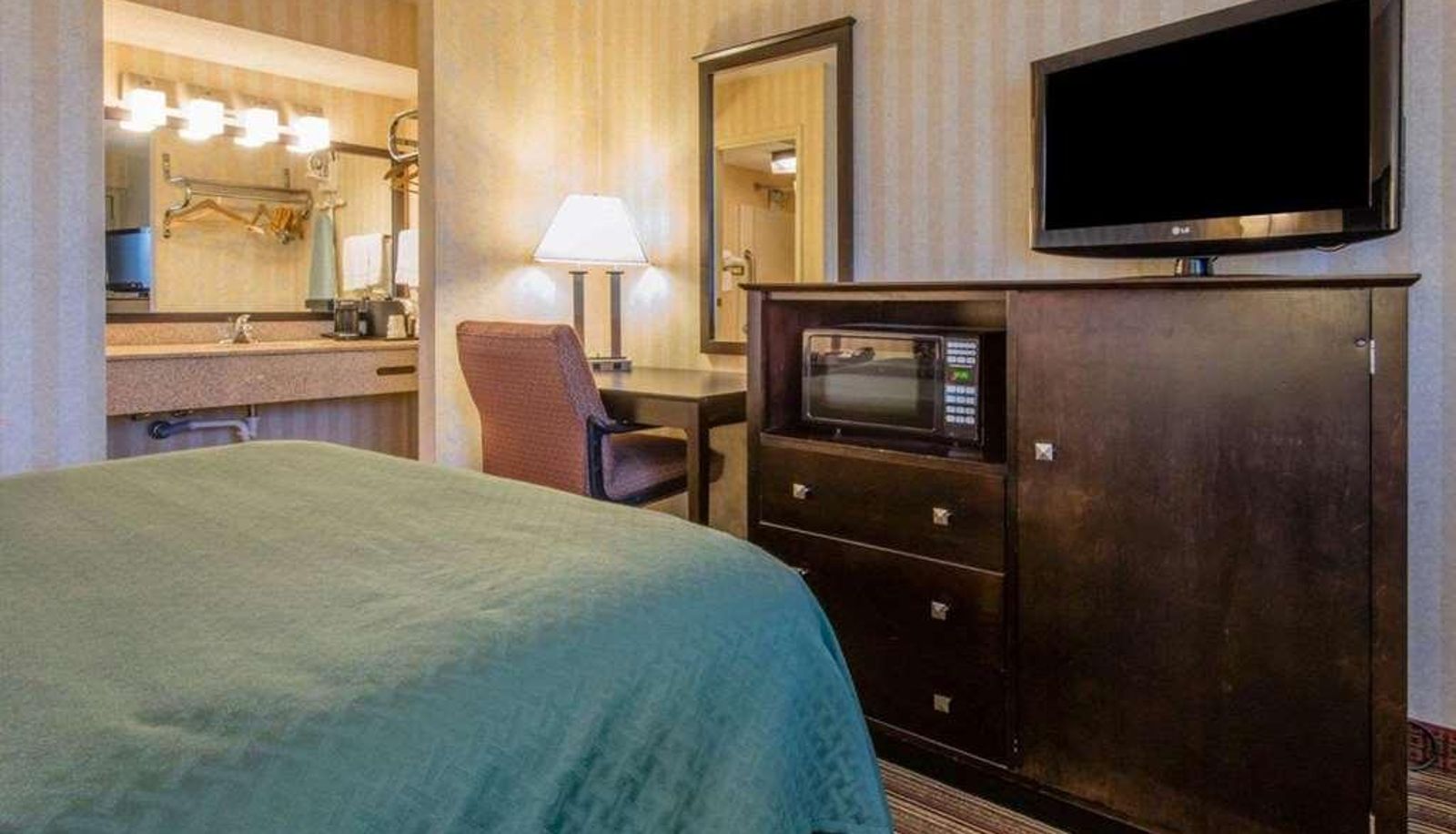 Standardzimmer (Doppel) - Quality Inn