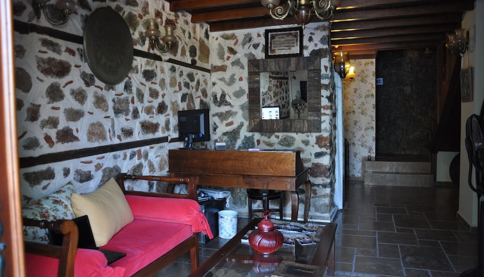 Salón - Harmony Boutique Hotel