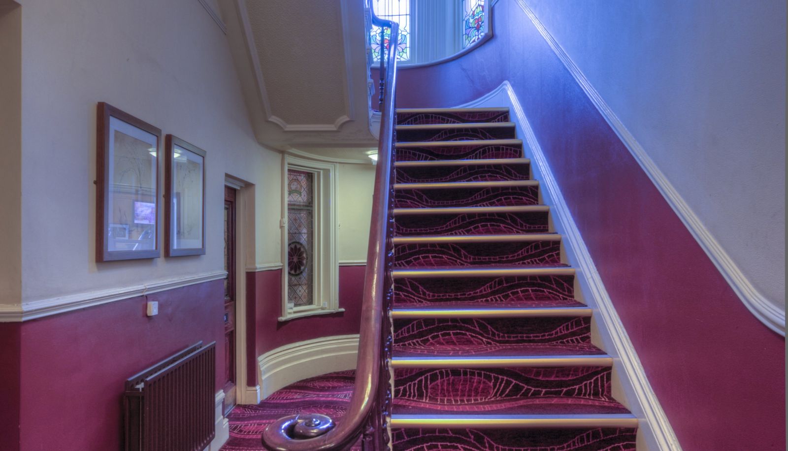 Lobby - The Brentwood Hotel