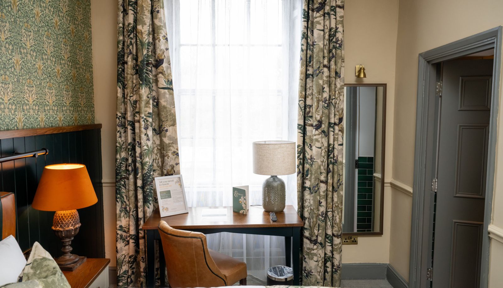 Zimmer - Himley House Dudley by Chef & Brewer Collection