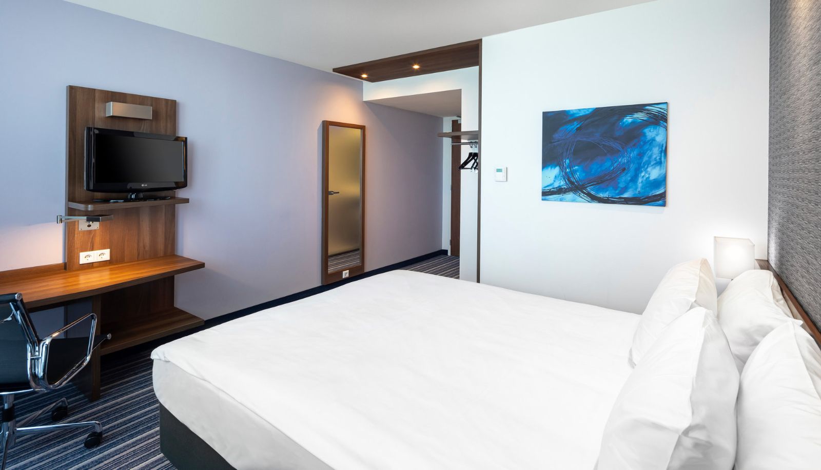 Room - Holiday Inn Express AMSTERDAM - SLOTERDIJK STATION by IHG