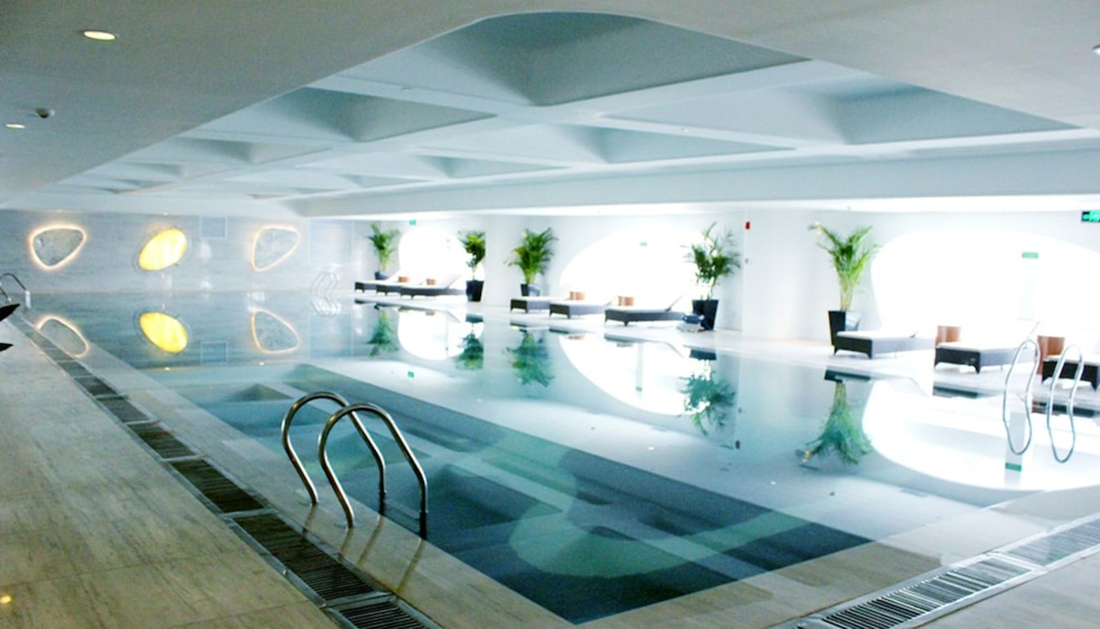 Piscina - Holiday Inn SHIJIAZHUANG CENTRAL by IHG