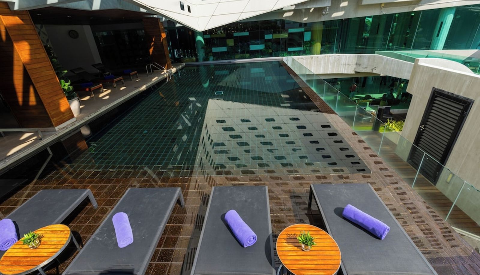 Pool - LiT BANGKOK Hotel