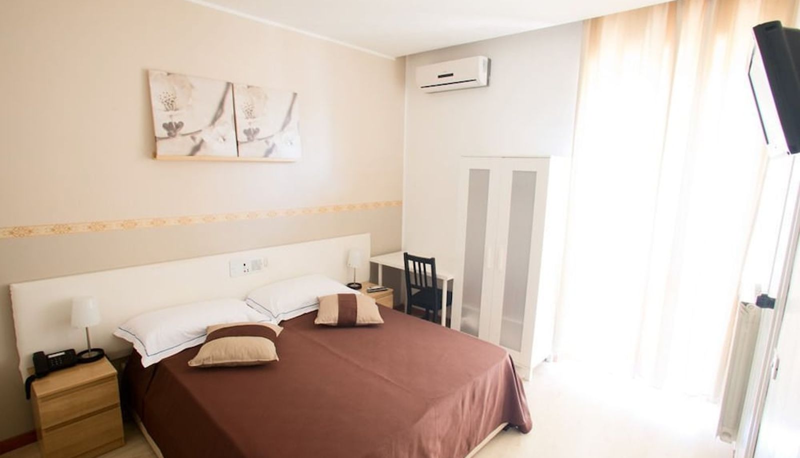 Superior room (double) - Hotel Indipendenza