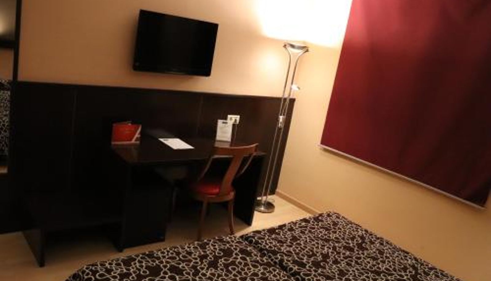 Kamer - Hotel Acosta Ciudad de la Música